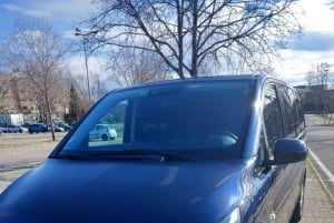 Porto: Private Transfer from Oporto Airport to Barcelos