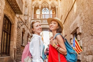 Privat Barcelona- og Montserrat-tur med afhentning