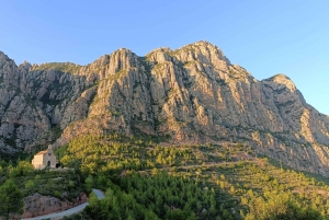 Mosteiro de Montserrat + Adega e refeição + recolha