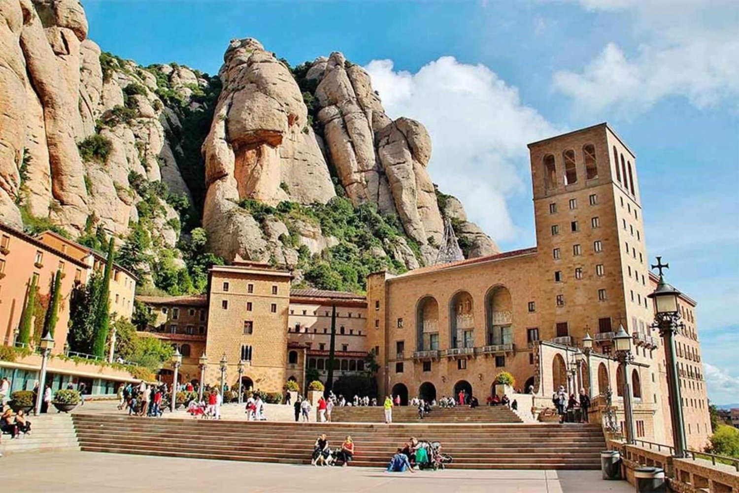 Barcelone : Visite privée de Monserrat, du château et du sel