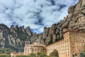Barcelona: Privat Montserrat-tur med inngangsbilletter