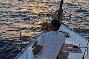 Privéboot met open bar en snacks