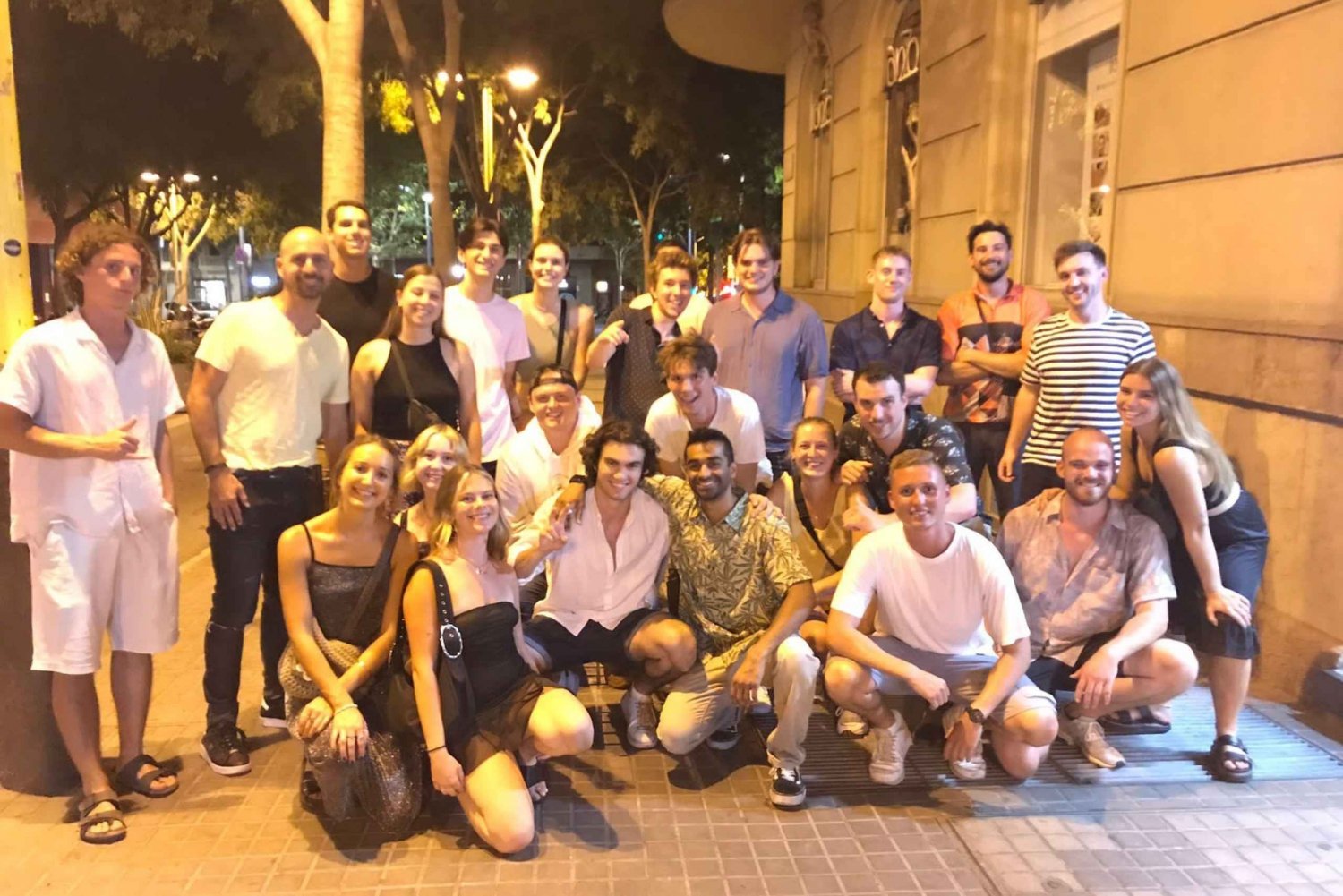 Kroegentocht in Barcelona door KING - Nachtleven Party Experience