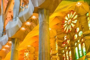 Visita guiada a la Sagrada Familia con ticket de entrada sin colas