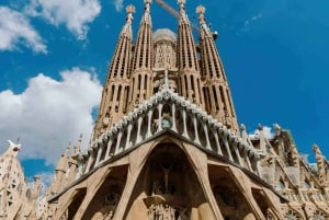 Visita guiada a la Sagrada Familia con ticket de entrada sin colas