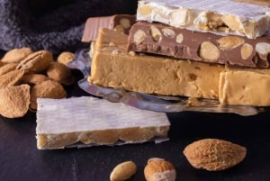 Sagrada Família ja paljon muuta: Barcelona-kierros + makeisten maistelu