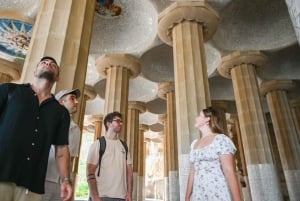 Sagrada Família et parc Güell : visite guidée avec transport