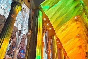 Sagrada Familia privat tur med entrébillet på engelsk