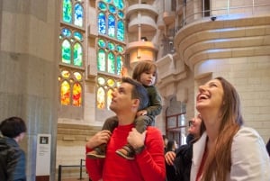 Barcelona: Sagrada Familia voorrangsticket & rondleiding