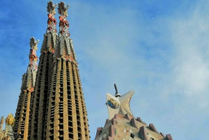 Barcelona: Sagrada Família-tur med valfri tillgång till tornet