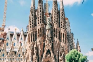 Barcelona Segway Tour: ❤️Gaudi Highlights❤️