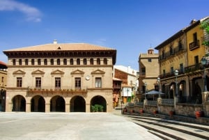 Skip-the-line Poble Espanyol Barcelona Spanish Village Tour