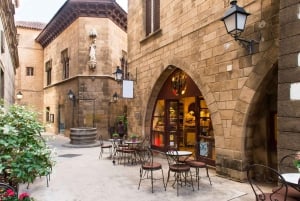 Skip-the-line Poble Espanyol Barcelona Spanish Village Tour