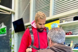 Fallskjermhopp over Barcelona - 13 000 fot tandemhopp + transport