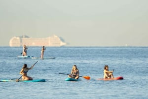 Barcelona: Sunset Paddleboarding Experience with 1 Beer