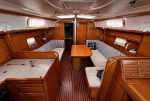 Barcelone : croisière en voilier au coucher du soleil