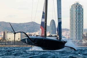 Barcellona: Guarda l'America's Cup 2024 su uno yacht a vela