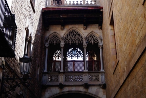 Barcelona: Omvisning i Sagrada Familia, modernismen og gamlebyen