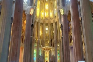 Tour+Ticket: Lights & Shadows of the Sagrada Familia