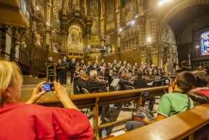 Tot Montserrat: Transport, bilety do muzeum i lunch