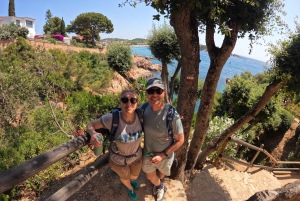 Excursão Costa Brava: Trilhas costeiras, mergulho com snorkel, mergulho de penhascos e refeição