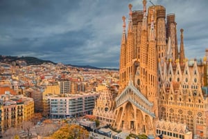 Barcelona: Opastettu kierros Sagrada Familiassa