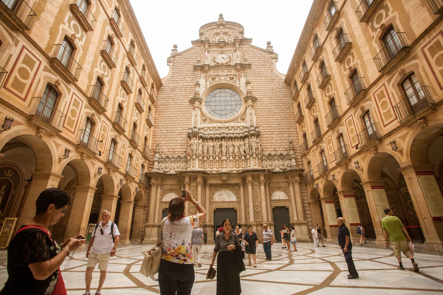 Trans Montserrat : Billet de retour et exposition audiovisuelle