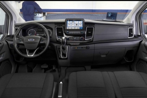 Kuljetus risteilyterminaalista Barcelonan kaupunkiin