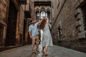 Barcelona: Sesión de fotos cinematográfica y guía del Barrio Gótico