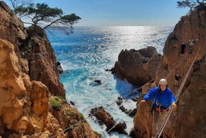 Via Ferrata -seikkailu Costa Bravalla + kuljetus
