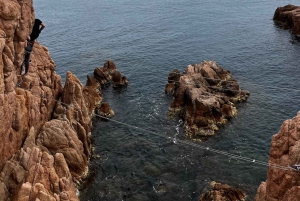 Via Ferrata -seikkailu Costa Bravalla + kuljetus