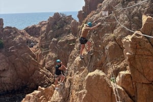 Via Ferrata -seikkailu Costa Bravalla + kuljetus