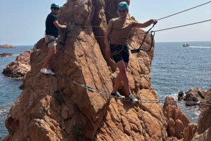 Via Ferrata -seikkailu Costa Bravalla + kuljetus