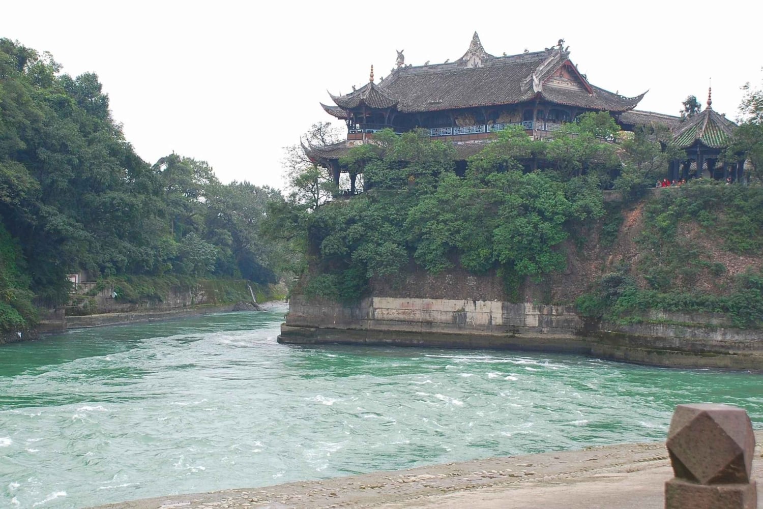 Tour di 1 giorno del Monte Qingcheng e del sistema di irrigazione di Dujiangyan
