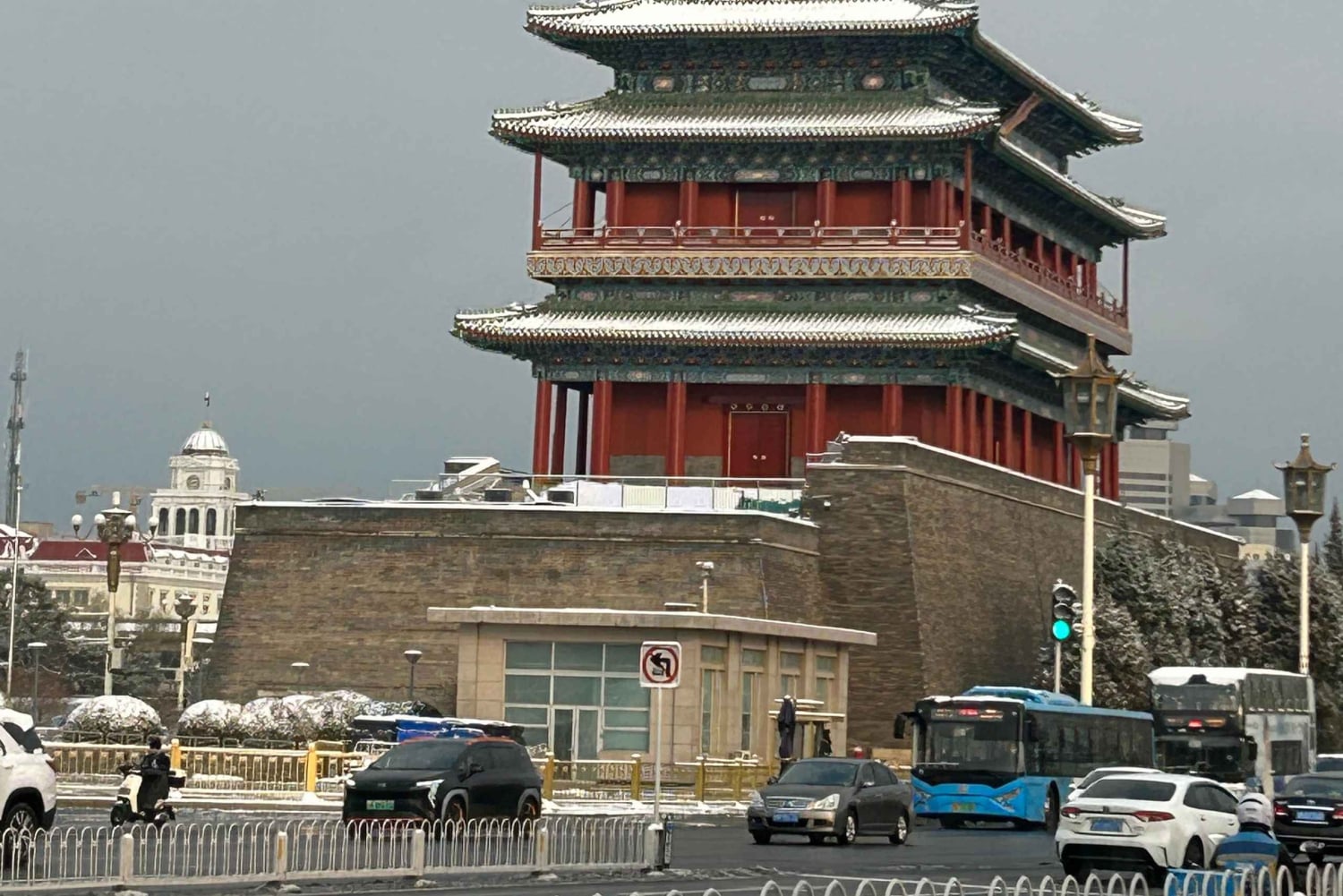 Eine Tour durch Peking mit den wichtigsten Sehenswürdigkeiten entlang der Zentralachse