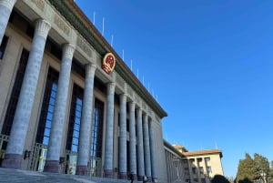 A Beijing Tour of Essentials Along the Central Axis