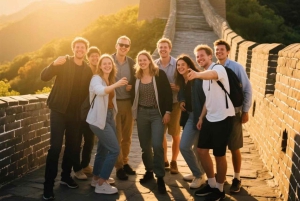 Tour panoramico guidato in autobus nel pomeriggio alla Grande Muraglia di Mutianyu