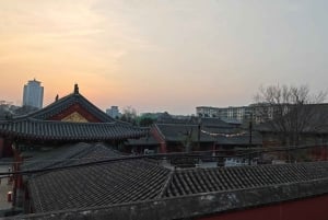 Beijing: 2.5-Hour Walking Tour of Historic Landmarks