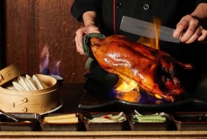 Peking: Akrobatisk show med middag med pekingankor Privat rundtur