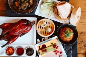 Peking: Akrobatisk show med middag med pekingankor Privat rundtur