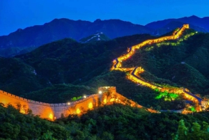 Pékin : billet pour la visite nocturne de la Grande Muraille de Badaling ou visite avec spectacle