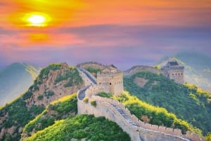 Pékin : billet pour la visite nocturne de la Grande Muraille de Badaling ou visite avec spectacle