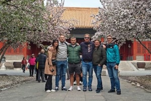 Guidad sightseeing-buss till Mutianyu-muren på eftermiddagen