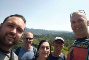 Guidad sightseeing-buss till Mutianyu-muren på eftermiddagen