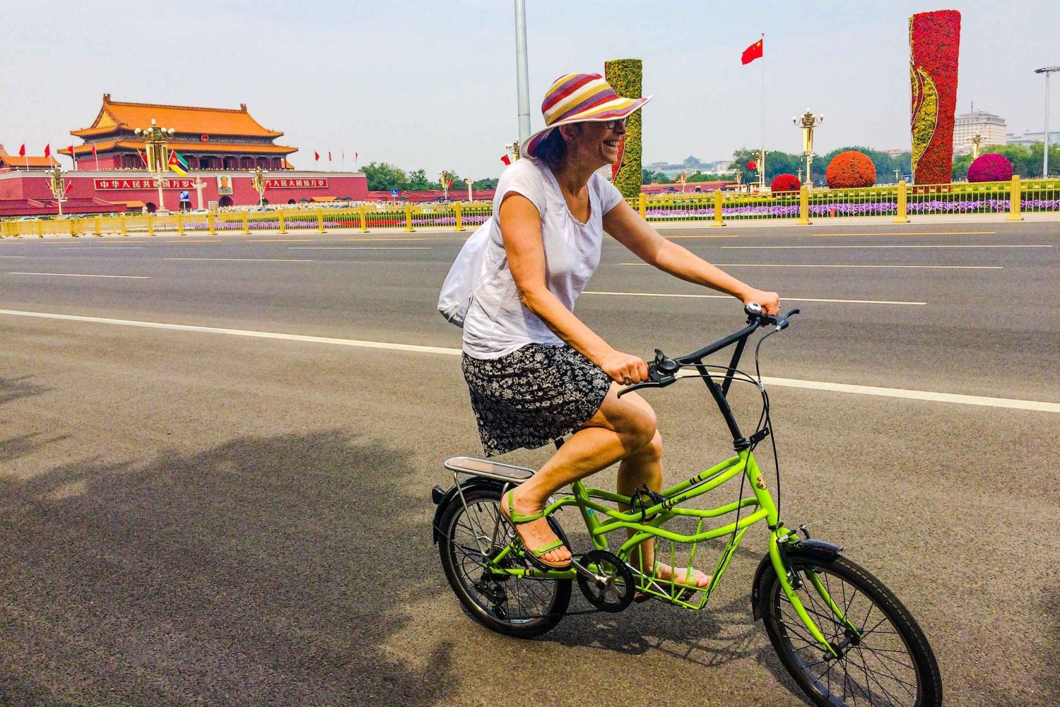 Beijing: Biking Tour Along The Central Axis of Beijing