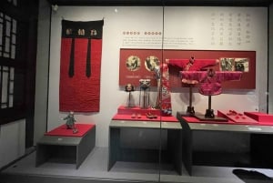 Beijing: Capital Museum tour includes Ticket