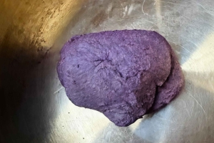 Pékin : fabrication de bracelets parfumés chinois