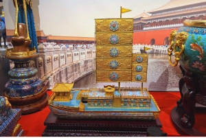 Beijing: Cloisonné Museum Tour & Hands-On Workshop