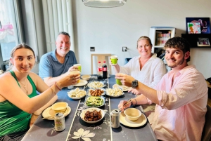 Pechino: Lezione di preparazione dei fagottini con visita al mercato delle erbe