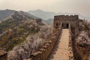 Pekingin kokopäiväinen tai puolipäiväinen kiertoajelu Kiinan muurin kanssa